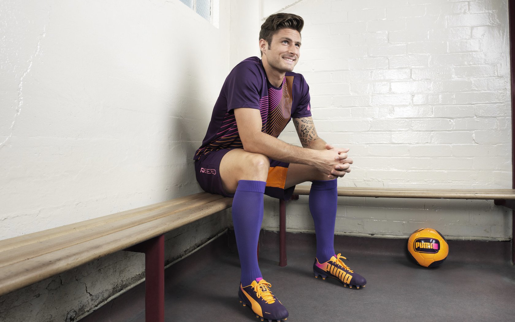 逆境中崛起的“战士”:那些在低迷后焕发新活力的球员眼前一亮